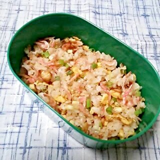 香ばしい☆桜海老玉子炒飯弁当☆